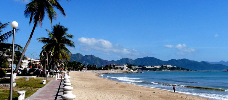 bãi biển Nha Trang