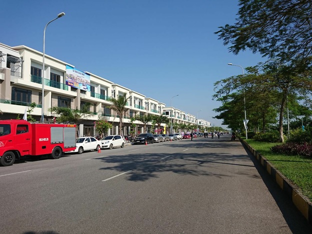 Shophouse Centa City 