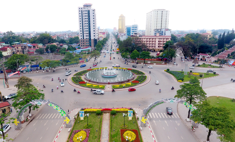 trung tâm thành phố, nơi giao nhau của nhiều tuyến đường lớn