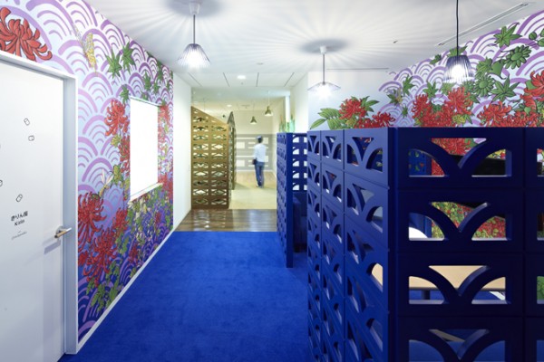 16 blue cubicle walls flower wallpaper