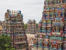                          Độc đáo ngôi đền làm từ hàng nghìn bức tượng sặc sỡ                     