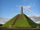                          Kim tự tháp duy nhất ở châu Âu xây trong 27 ngày                     