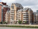                          Giá nhà ở ngoại ô London tăng 50% kể từ năm 2008                     
