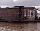                          Độc đáo ngôi nhà thuyền trên sông của nhiếp ảnh gia người Đức                     
